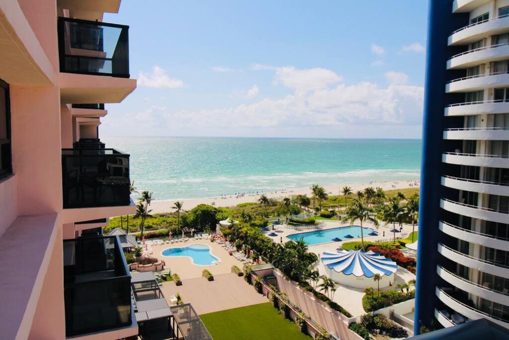 Alexander 511 Beachfront With 2 Pools, Direct Access, Sauna, Tikki Bar Casa de férias Miami Beach